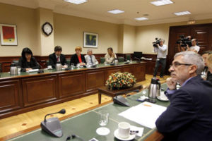 Vista general de la reunión de la Mesa y Portavoces de la Comisión de Interior con el grupo de trabajo de la ONU.- EFE